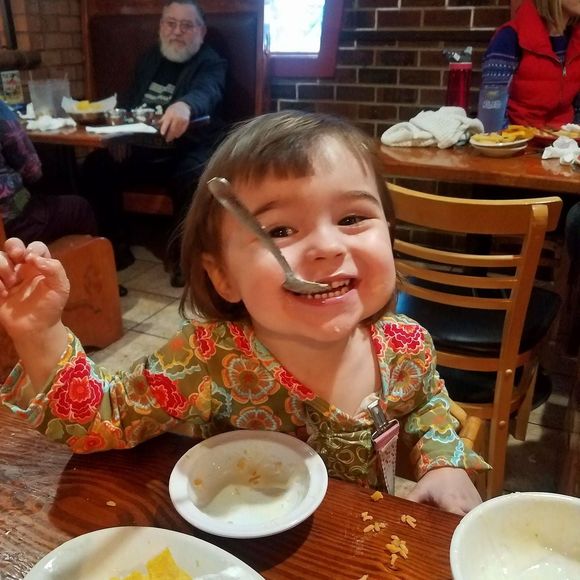 Meet your Posher, Sylvana - Picture 1 of 1